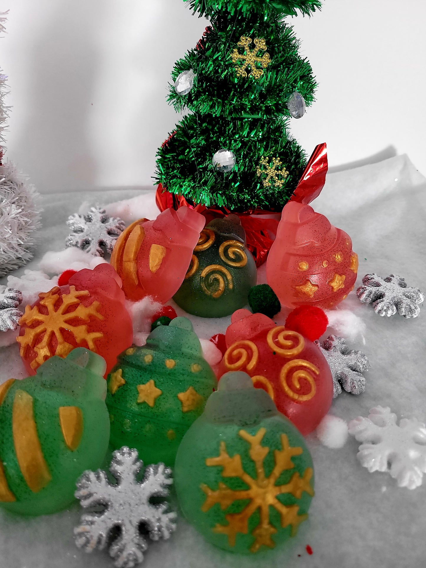 Juniper Ornaments - Latherfy